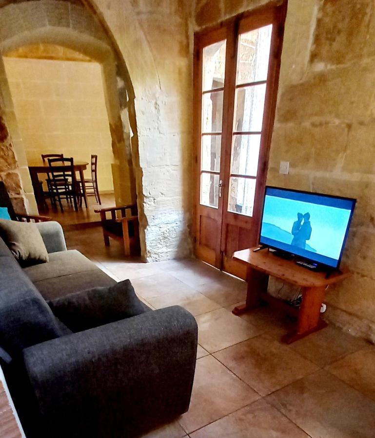 Vila Ta Lucia Farmhouse With Private Pool And Bbq Santa Luċija Exteriér fotografie
